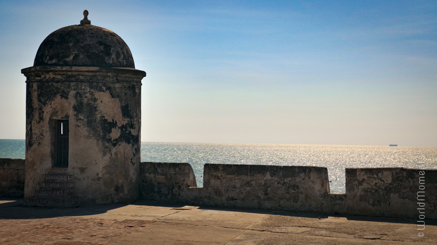 Cartagena baluarte de santo domingo walls