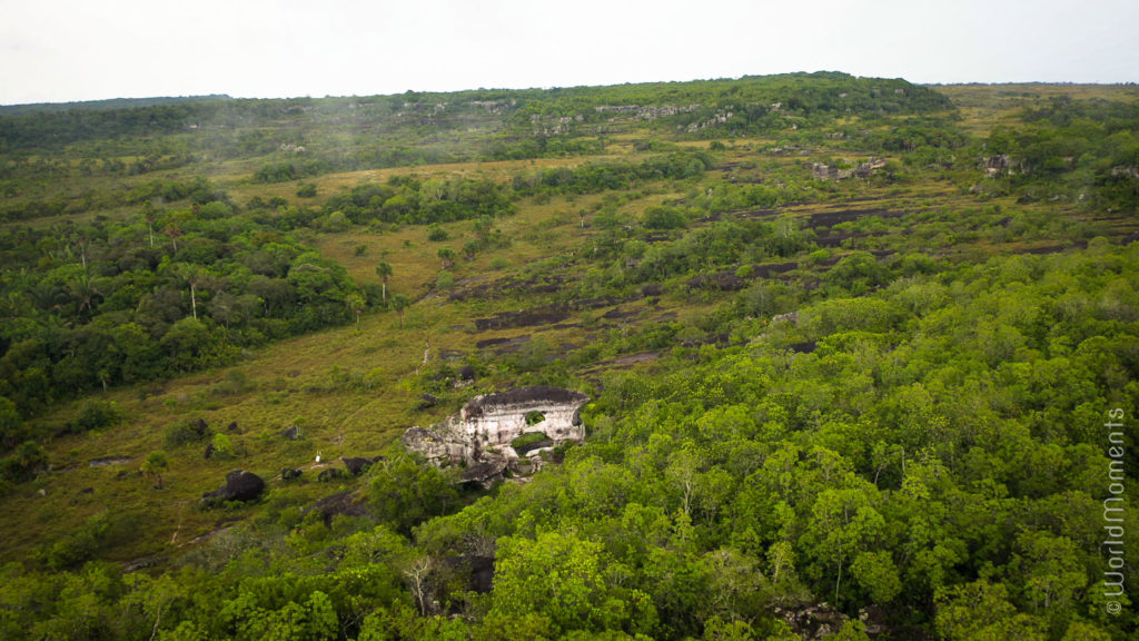 puerta de orión in san jose del guaviare landscape