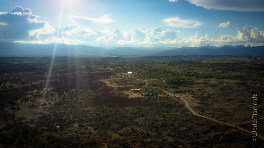 vista aerea del desierto de la tatacoa echo con dron