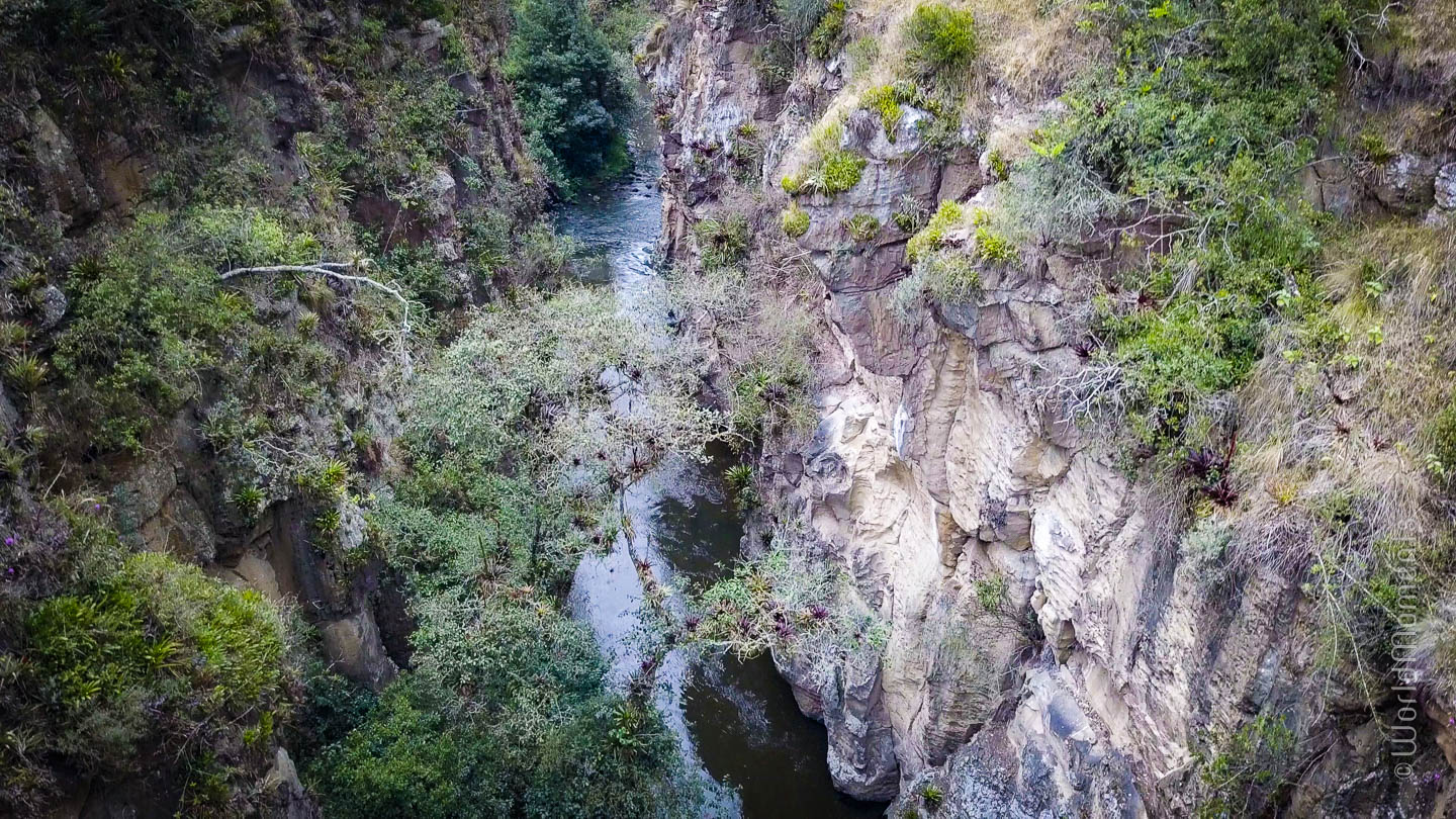 vista del rio Bogotà en Suesca photo con dron